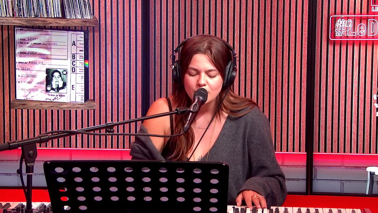 LIVE - Louane interprète "Conduire" dans #LeDriveRTL2 (06/05/26)