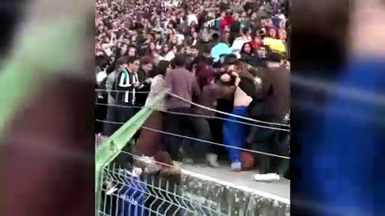 ODTÜ’de konser karıştı; Türk bayraklı protesto sonrası ortalık savaş alanına döndü