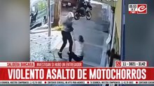 Tremendo asalto motochorro: la molió a golpes y escapó con un bolso repleto de dinero