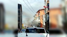 Alevlerin yükseldiği evde mucize kurtuluş! 4 çocuk sağ çıkarıldı