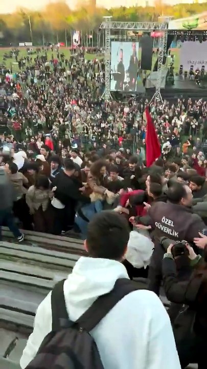 ODTÜ'den "Bayrak" Açıklaması: "Hiçbir Saygısızlık Kabul Edilemez"