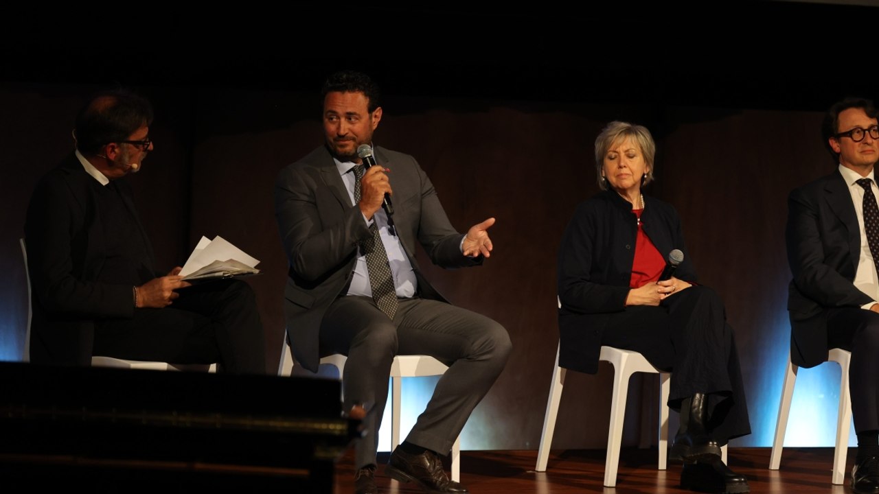 «L'orizzonte» di Cefla al cinema Modernissimo per l'evento del Corriere: «La visione a lungo periodo è centrale per le aziende»