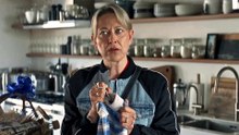 Alice And Steve Trailer OV