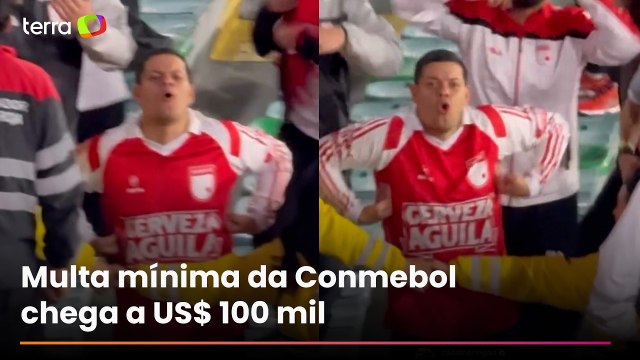 Torcedores do Santa Fe são flagrados fazendo gestos racistas contra corintianos na Libertadores