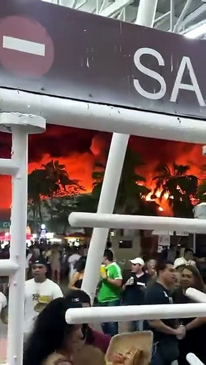 Fuerte incendio en la Nave 1 del Parque Tabasco en Villahermosa; al menos 5 fallecidos