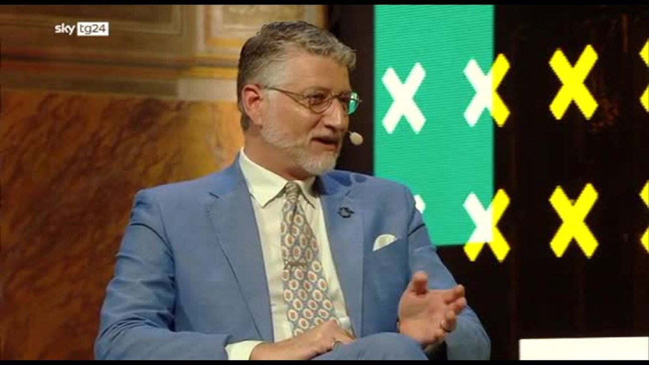 Giuli critica Buttafuoco: "Inopportuno" citare Mattarella a Venezia
