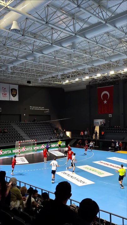 İlk Yarı Sonucu - Beşiktaş 17-17 Spor Toto - 50. Yıl Federasyon Kupası Yarı Final
