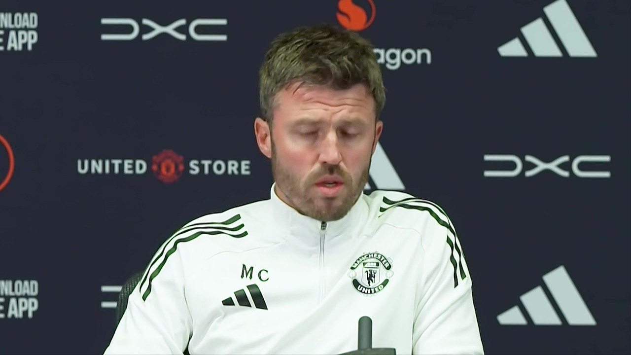 United’s Carrick on his future at the club and Sunderland challenge (Full Presser)