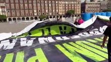 Denuncian que ‘reventadores’ impidieron colocar manta sobre ‘narco gobernantes’