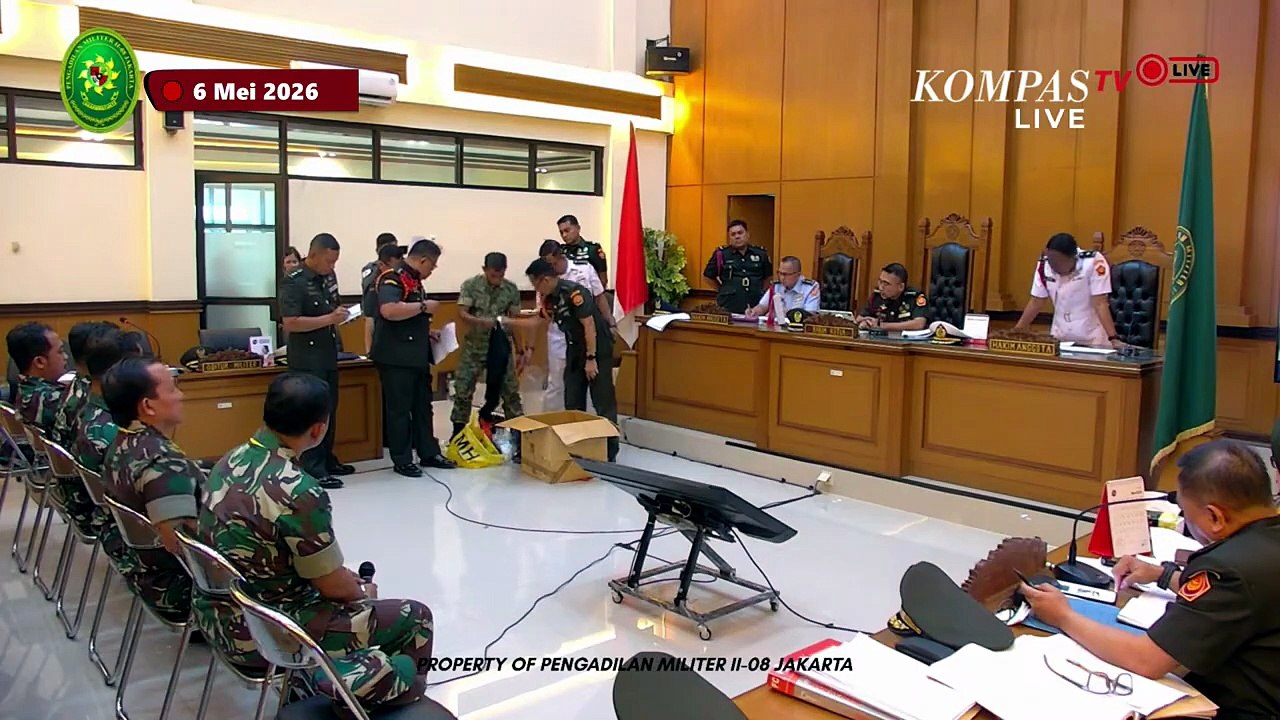 Barang Bukti Kasus Penyiraman Air Keras Andrie Yunus Ditampilkan Oditur Militer di Sidang