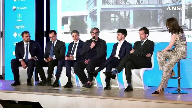 Intesa Sanpaolo premia dieci Imprese Vincenti di Puglia e Basilicata