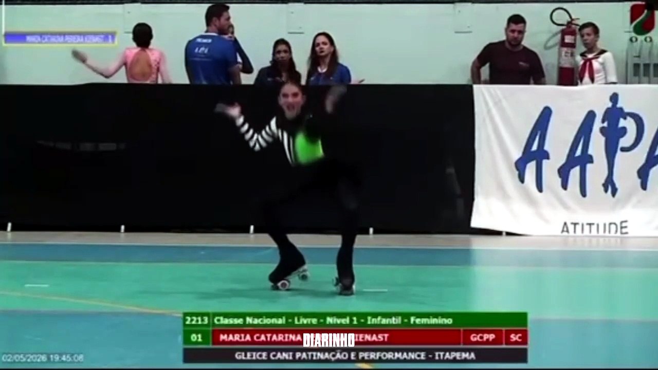 Atleta de Itajaí conquista quatro medalhas no Catarinense de patinação artística