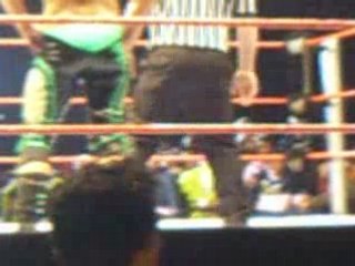 entrada de b.phoenix en granada-dedicado a la beth de c.real