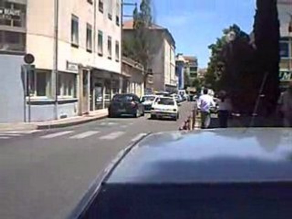 205 mé bien a conduire