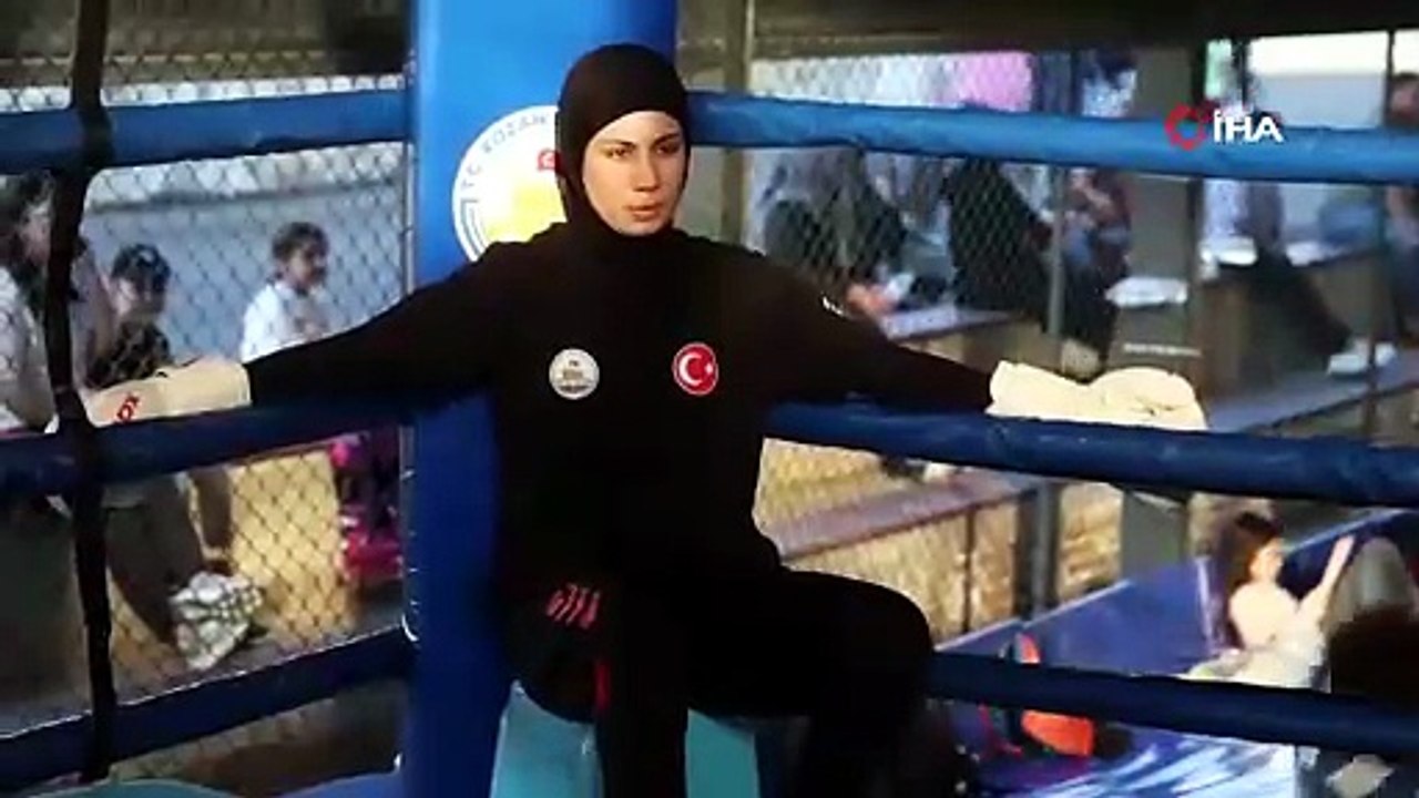 Babasının elinden tutup ringe bıraktığı Azranur, Türkiye’yi temsil edecek | Ajansspor | IHA