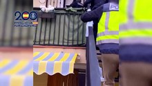 Detido fugitivo que mudou de género para escapar à justiça em Espanha