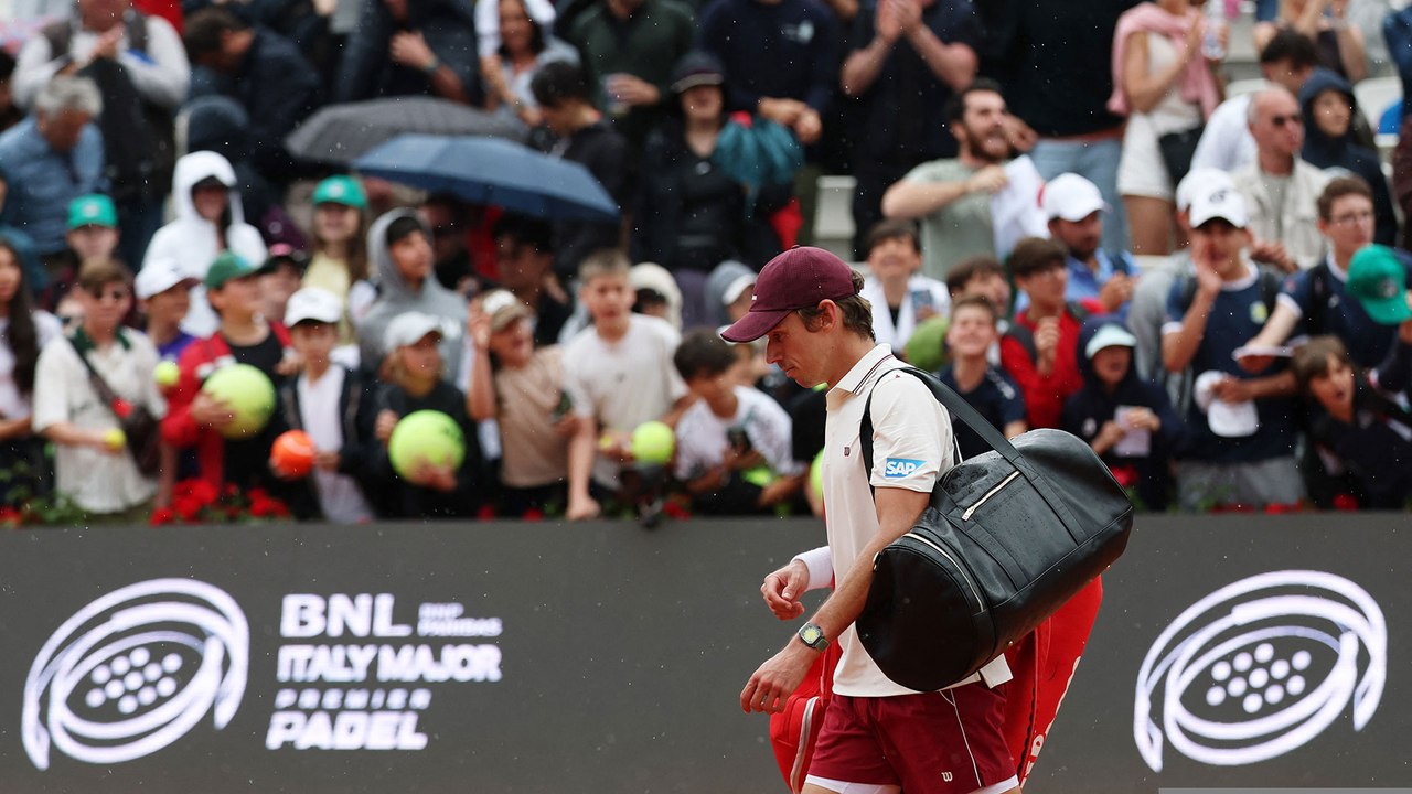 Alex de Minaur v Matteo Arnaldi