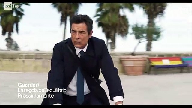 Guerrieri - La regola dell'equilibrio Saison 1 - GUERRIERI - LA REGOLA DELL'EQUILIBRIO (2026) promo tv della fiction Rai con Alessandro Gassman (IT)