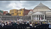 Napoli, in piazza Plebiscito Morricone e Carosone aspettando il Papa