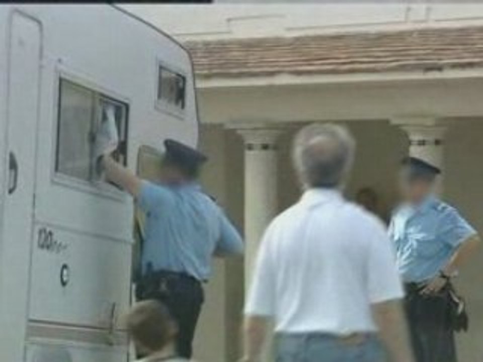 Pascal Sellem Cameras Cachees 29/31