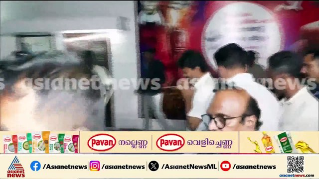 വിജയ് സിപിഎം സംസ്ഥാന കമ്മിറ്റി ഓഫീസില്‍; പൊന്നാട അണിയിച്ച് സ്വീകരിച്ച് നേതാക്കള്‍