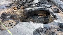 Socavón provoca caos vial en avenida IPN en Lindavista