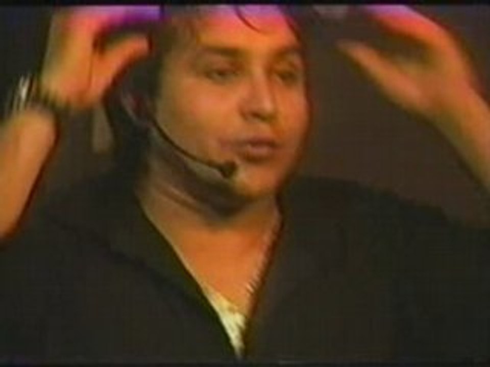 Robertico_1_to_AVI_clip11