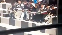 Kicillof se presentó en Cosquín en una plaza semivacia junto a Raúl Cardinali