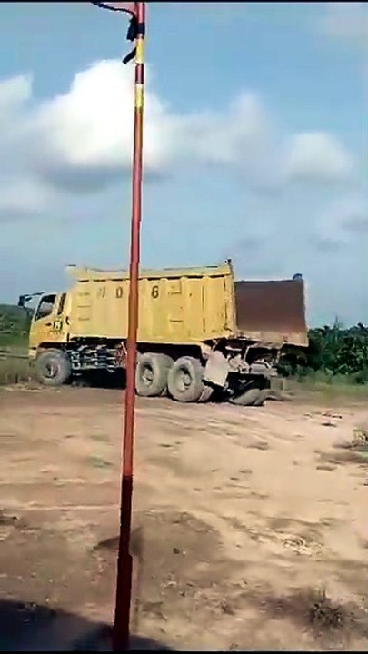 Inside Borneo : Industrial Mining Operations in the Remote Jungle