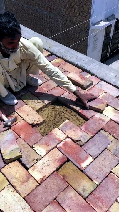 Floor making trick.