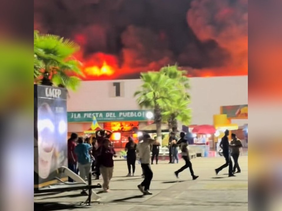 Massive Flammenwand: Fünf Tote bei Kirmes-Feuer