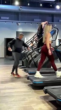 Crush: I love man who never gives up Mr Sus: No ves No #comedy #funny #fail #mrsus #patrox #workout #gym #fitness #treadmill