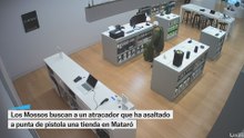 Un atracador asalta a punta de pistola una tienda en Mataró