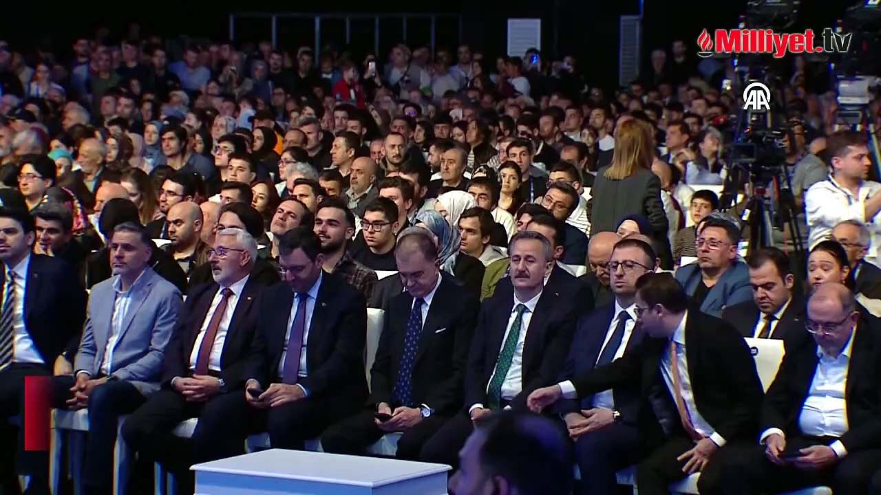 Baykar Yönetim Kurulu Başkanı Selçuk Bayraktar'dan TEKNOFEST kuşağına mesaj!