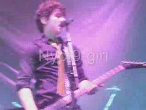 jONAS BROTHERS ZENITH