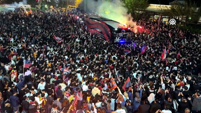 Trendyol 1. Lig'e yükselen Mardin 1969 Spor, coşkuyla karşılandı | Ajansspor | AA