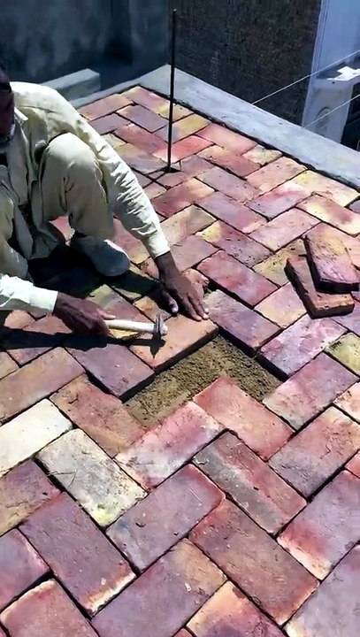 How to make a floor with bricks.