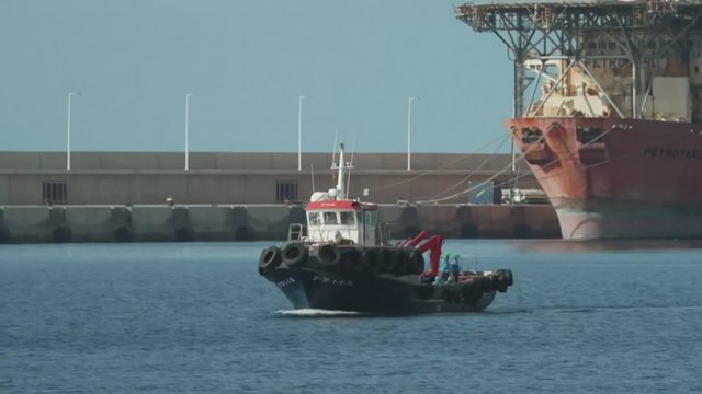 Los pasajeros españoles comienzan a desembarcar del MV Hondius