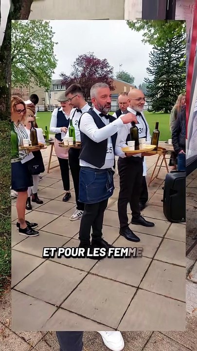 Course de garçons de café à Briouze