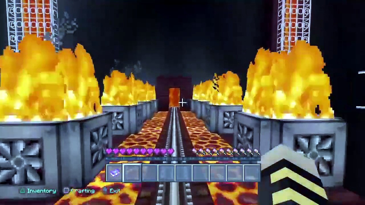 Je découvre un SERVEUR TAILLE XXL sur MINECRAFT ! 😯