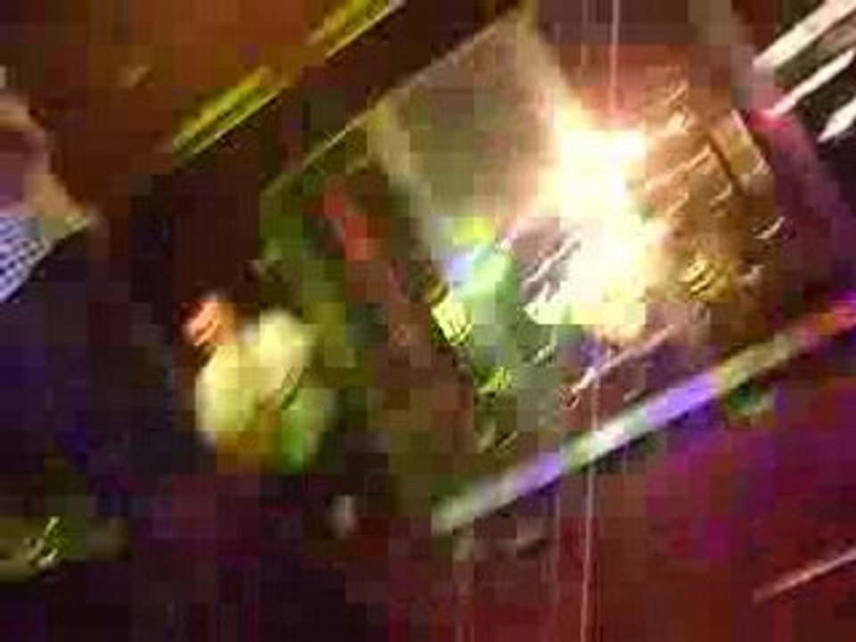 09.06.08 Concert des Jonas Brothers à la Tour Eiffel