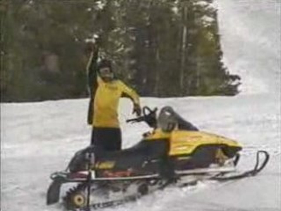 Moto_des_neiges