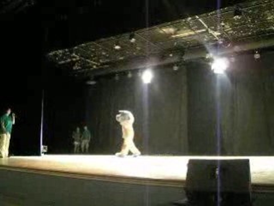 Auditorium chorée/ programme/ jeu BDE Kalyptus