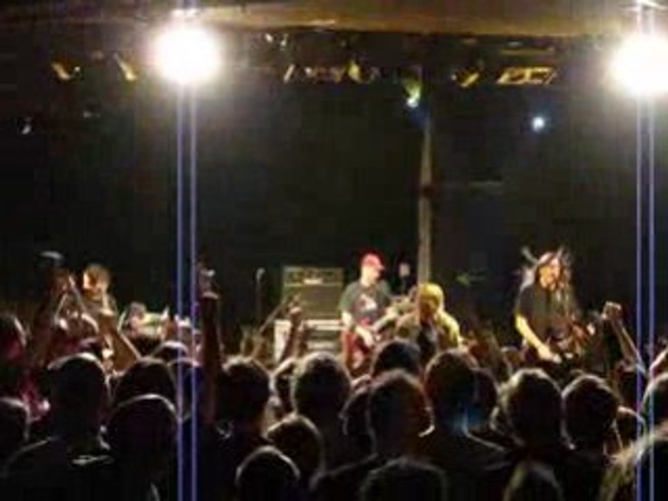 The Offspring - Bad habbit le 10 juin 2008 @ Trabendo(Paris)