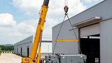 Have you ever seen a crane this powerful? 🤯