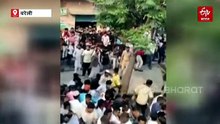 बरेली में मोहर्रम के जुलूस के दौरान नोट लुटाने पर बवाल, पुलिस ने किया लाठीचार्ज