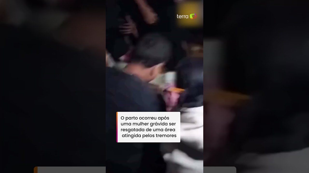 Bebê nasce em meio aos escombros após terremoto na Venezuela #shorts