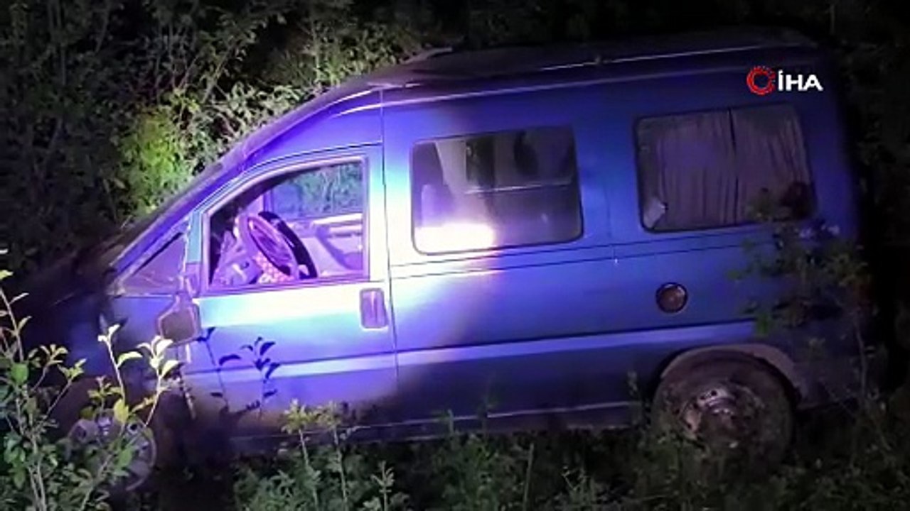 Freni patlayan araç bahçeye uçtu: Sürücü yaralandı