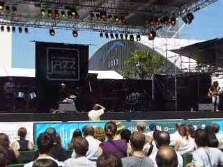Aronas - Splits (live) @ Defense Jazz Festival
