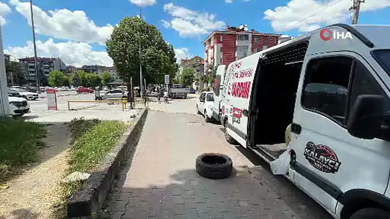 Onlarca sürücü ‘eski alışkanlık' kurbanı oldu: 20'ye yakın aracın lastiği patladı